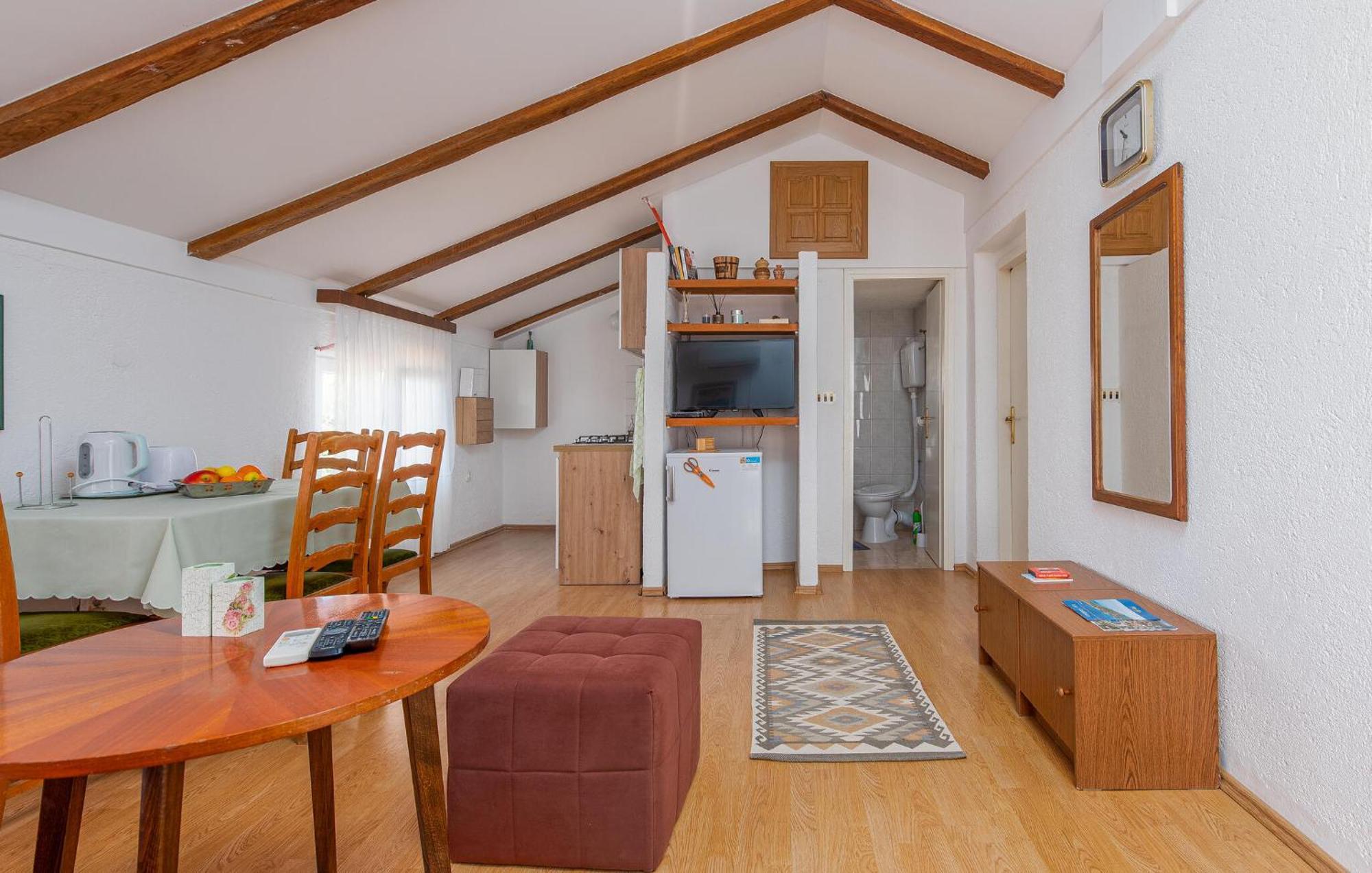 Nice Apartment In Potocnica With House Sea View Borovići Екстериор снимка